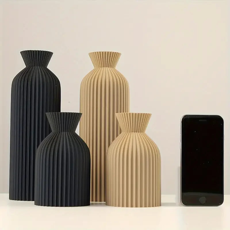 Elegant Vase - Unbreakable