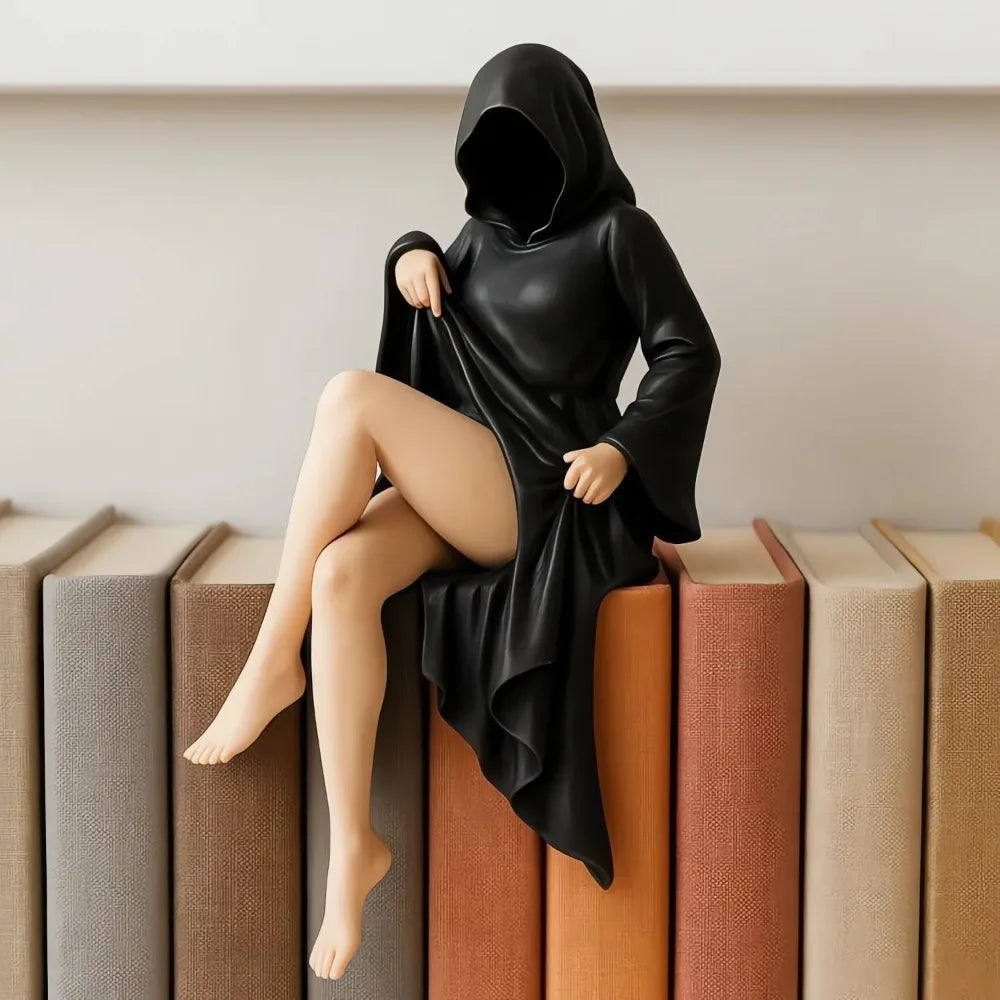 Mysterious Statue Gothic Black Robe Figure